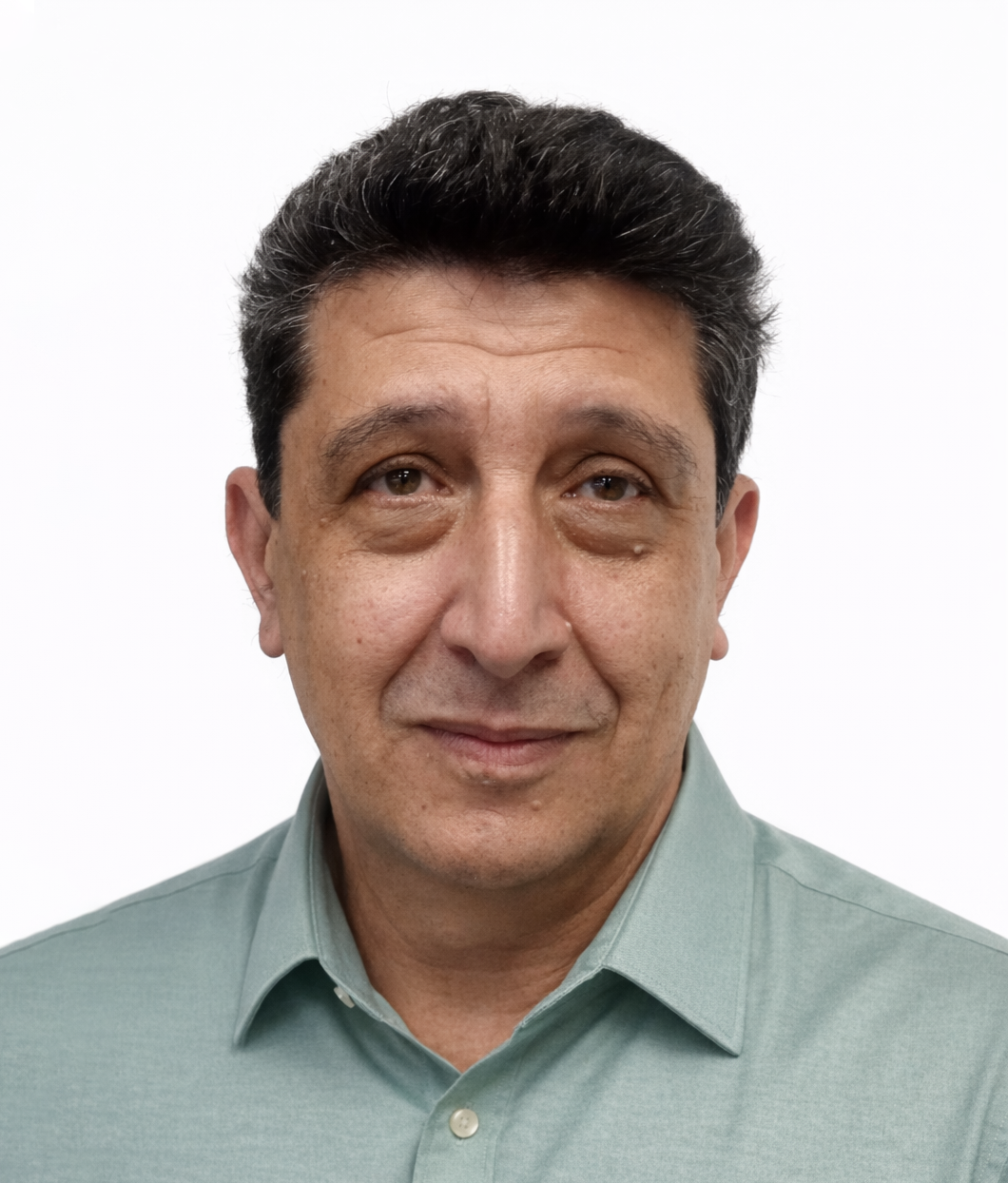Roberto Ferreira C.