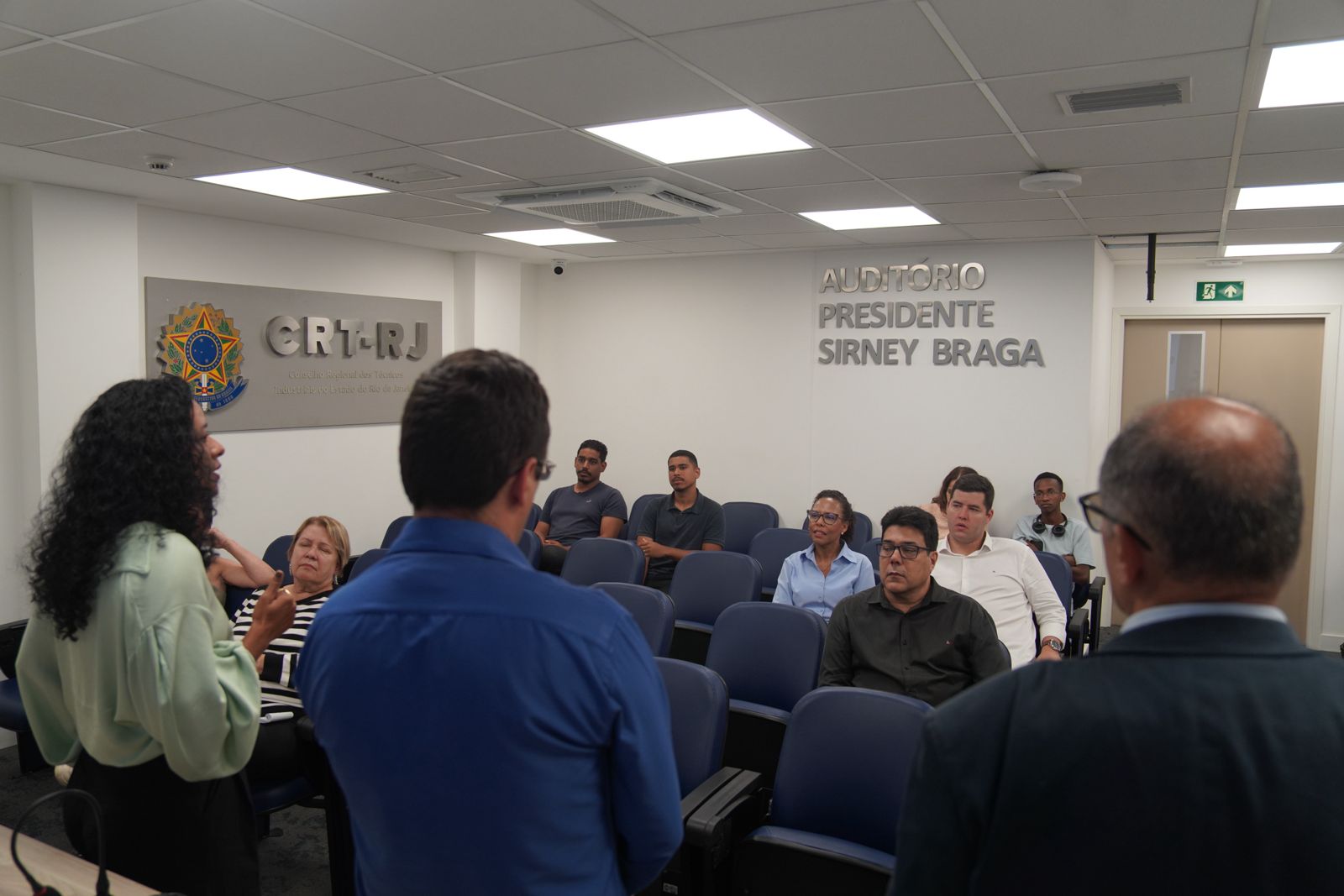 Treinamento fortalece o acompanhamento de contratos no CRT-RJ