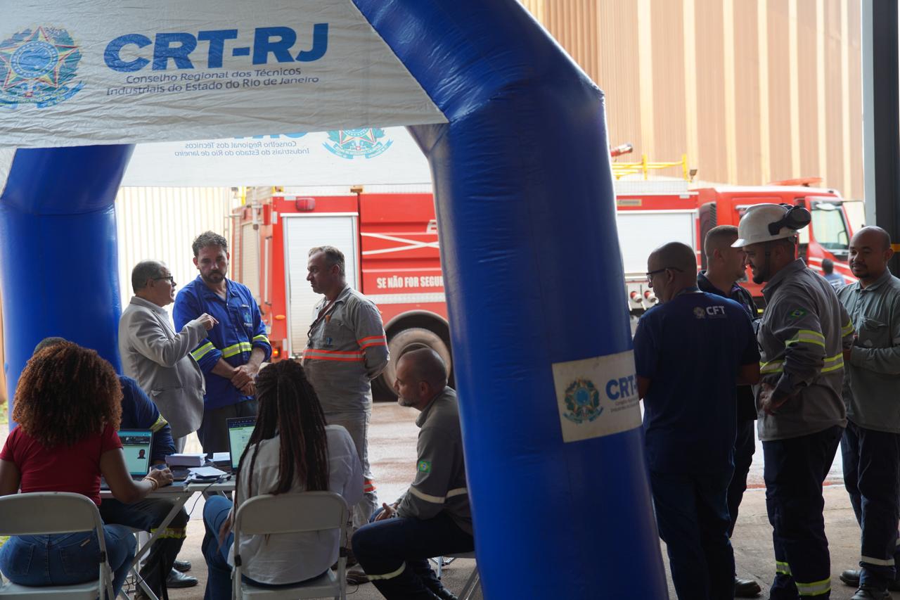 CRT Itinerante leva serviços ao Porto Sudeste de Itaguaí