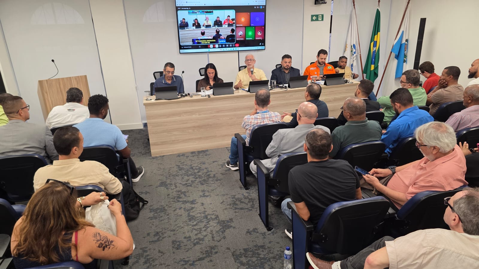 Balanço de Gestão Integrado do Primeiro Semestre Aprovado
