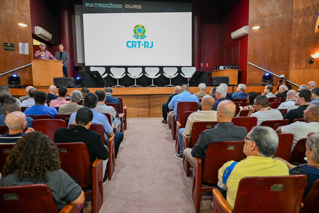 CRT-RJ participa do SEMIN XVI e debate autovistoria de gás e piso salarial