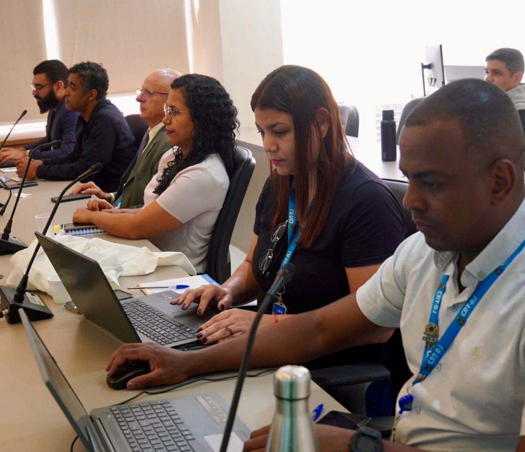 Capacitação de Funcionários Aprimora Serviços do CRT-RJ